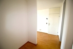 Bezugsfreie, barrierearme und frisch renovierte 2 Zimmer ETW mit Terrasse, Aufzug und TG-Stellplatz. - Etagenwohnung Sankt Augustin | Angebot:26777828
